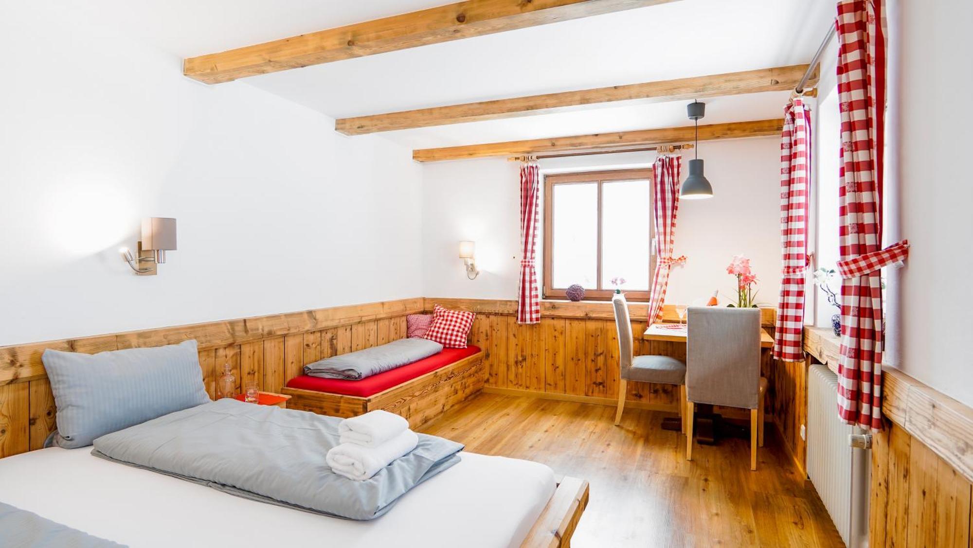 Landgasthof Zum Papyrer - Erholung Im Urlaubsgebiet Lenggries Δωμάτιο φωτογραφία